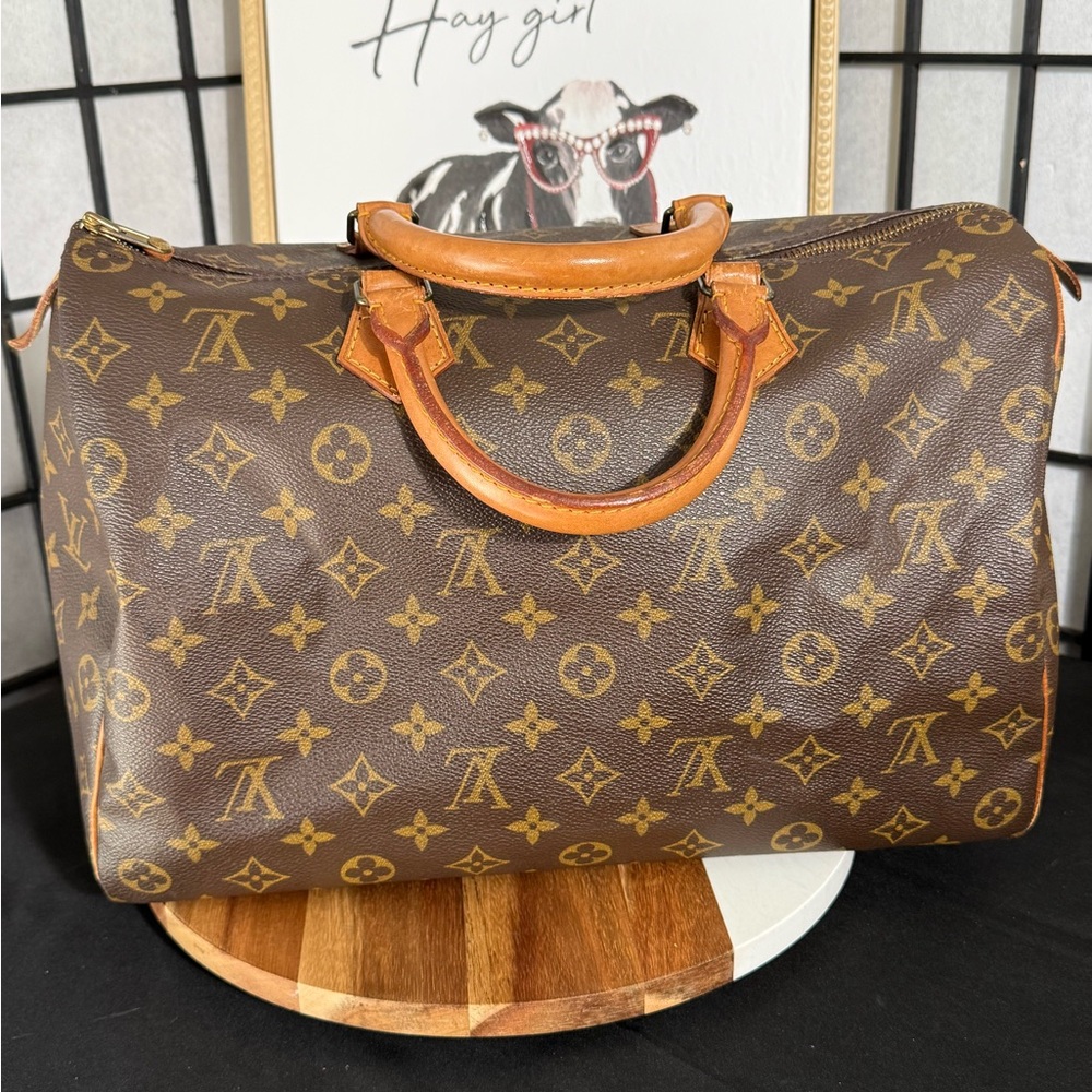 💯Authentic Louis Vuitton Monogram Speedy 35